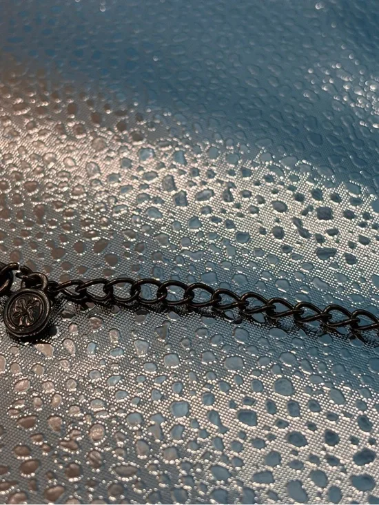 Simply Vera Vera Wang Gun Metal Faceted Gray Glass Teardrop Bib Necklace - Picture 6 of 7